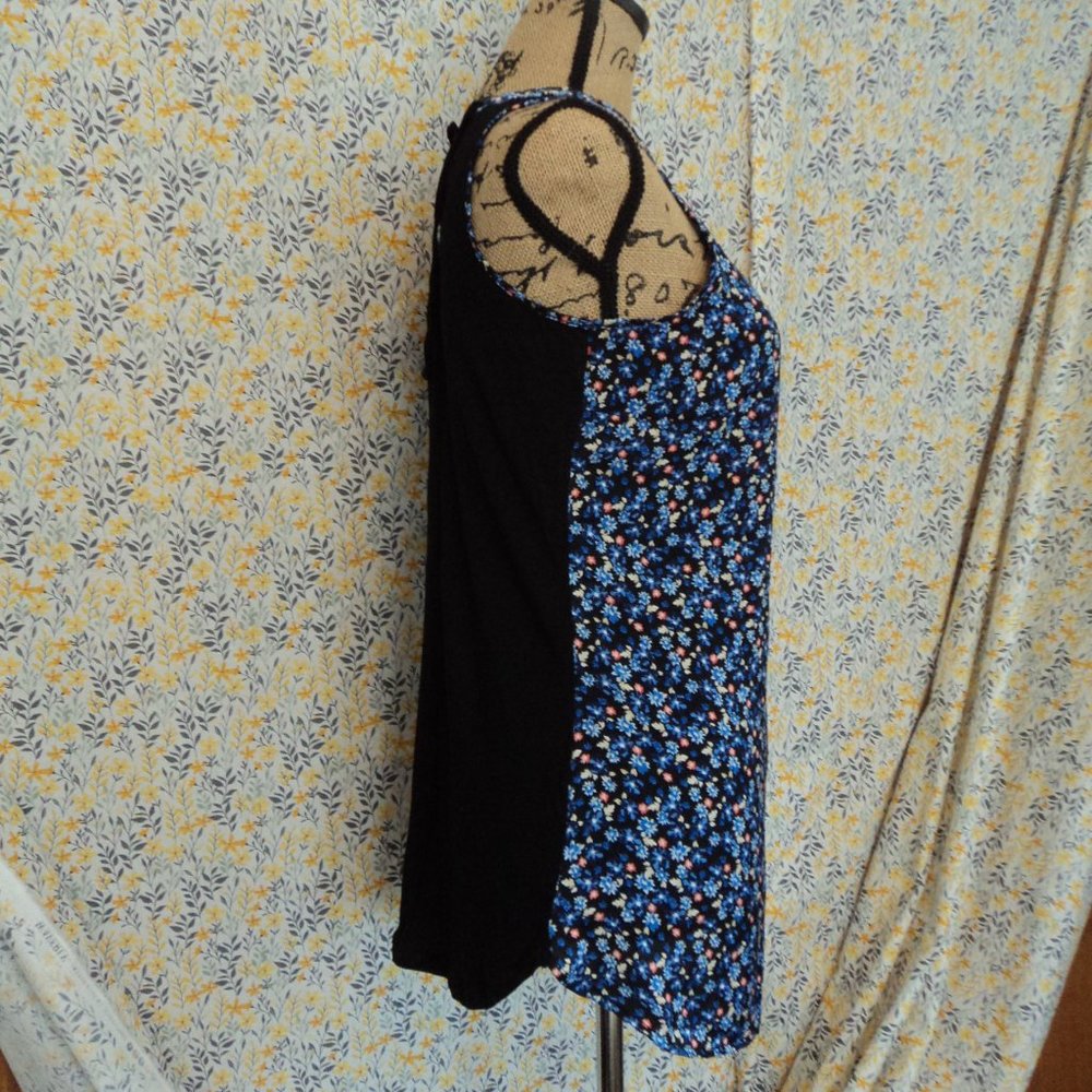 Tank Top - Picture 4 of 6